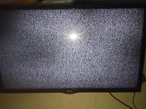 LG 32-inch LCD TV