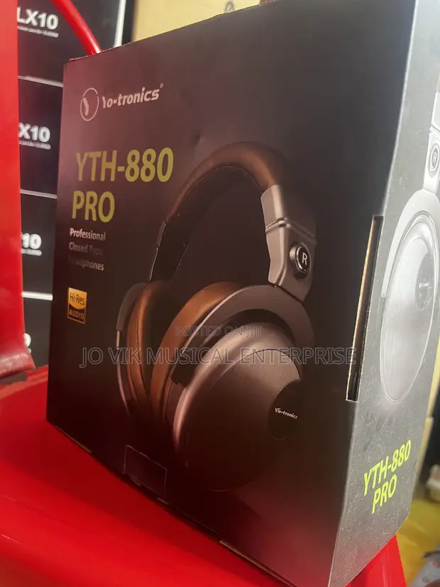 Yotronics YTH-880 Pro Studio Headphones - 1