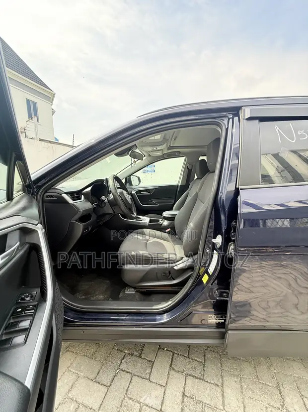 2019 Toyota RAV4 XLE AWD SUV - Foreign Used - 1