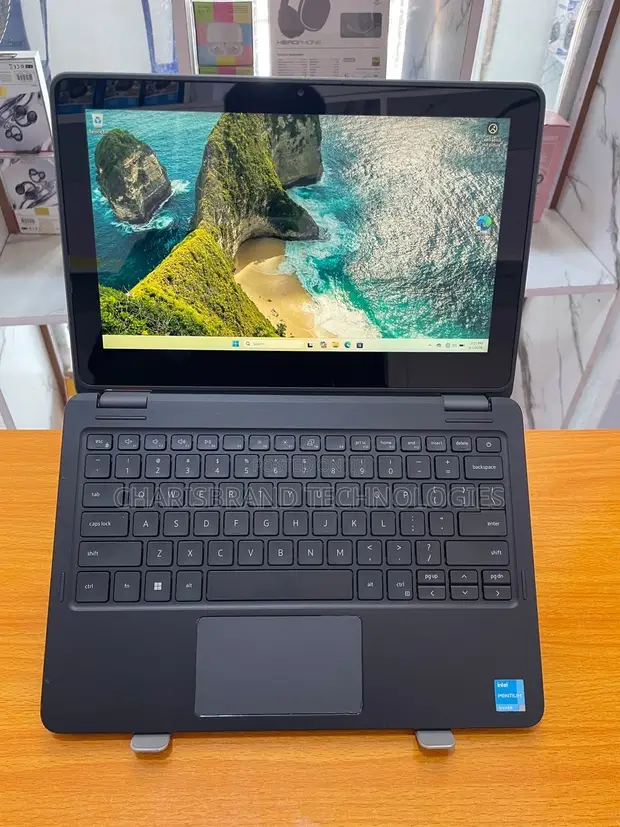 Dell Latitude 3120 2-in-1 Laptop 8GB RAM 128GB SSD - 1