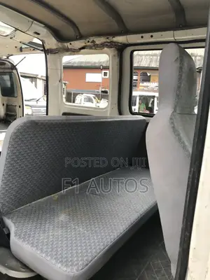 Daihatsu Hijet Mini Bus 2012