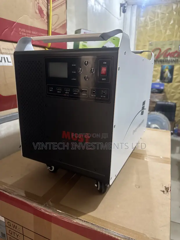 MUST 3kva/3kwh Wutar Lantarki Mai Ɗaukar Hawa (Solar Generator) - 1