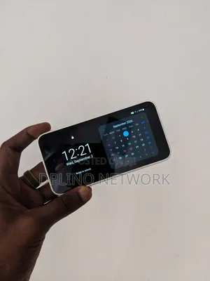 Galaxy 5G Router with Screen