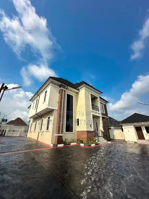 5-Bedroom Duplex with BQ Inside Estate, Dape