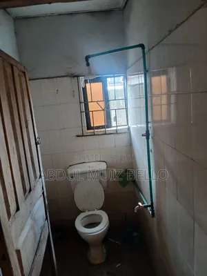 1 Bedroom Room & Parlour in Obafemi-Owode for Rent