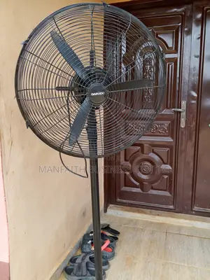 Daewoo 18" Fan Mai Tsayuwa