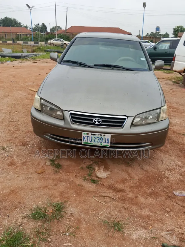 Toyota Camry 2002 - 1