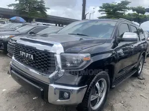 2015 Toyota Sequoia Platinum 4WD SUV