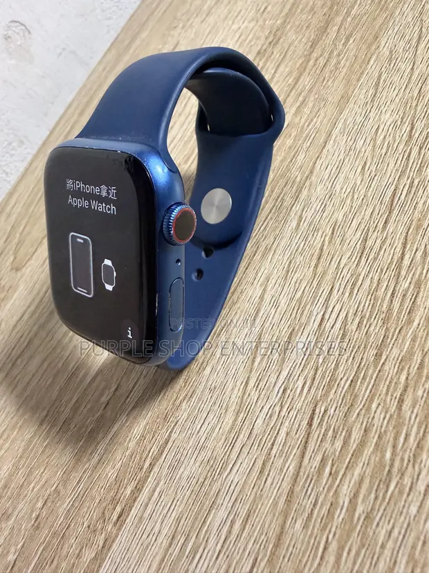 Apple Watch Series 7 45mm Cellular (UK Used) - 1