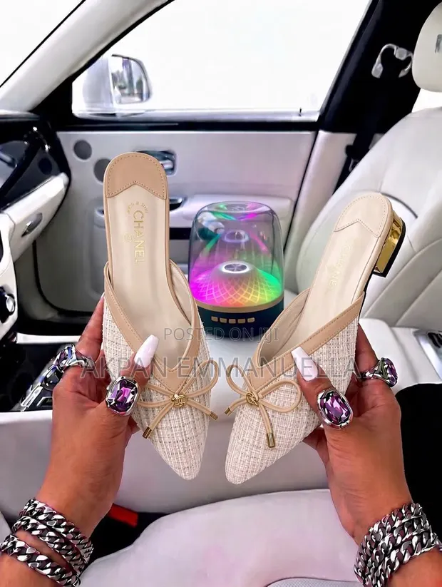Channel Fashion Slippers - Multicolor - 1