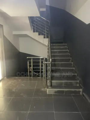 4-Bedroom Maisonette don haya a Efg Estate, Isolo
