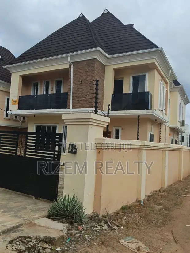 4 Bedroom Duplex for Rent in Carlton Gate Estate, Akobo - 1