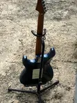 Fender Stratocaster Guitar Mai Amfani - 1