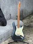 Fender Stratocaster Guitar Mai Amfani - 4