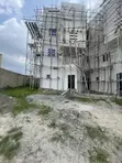 Sallamar Rarraba: Gidaje Marasa Kammalawa a Guzape - 4+BQ, 2Bed, 1Bed - 4