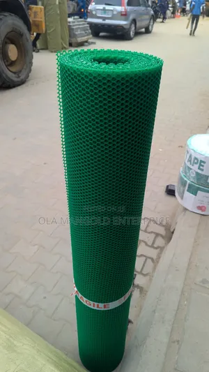 Plastic Mesh 1.5x30m for Poultry, Fencing, Gardening, Safety