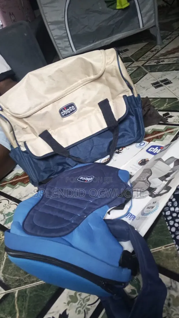 New Chicco 2-in-1 Baby Carrier with Mother Care Bag - 1