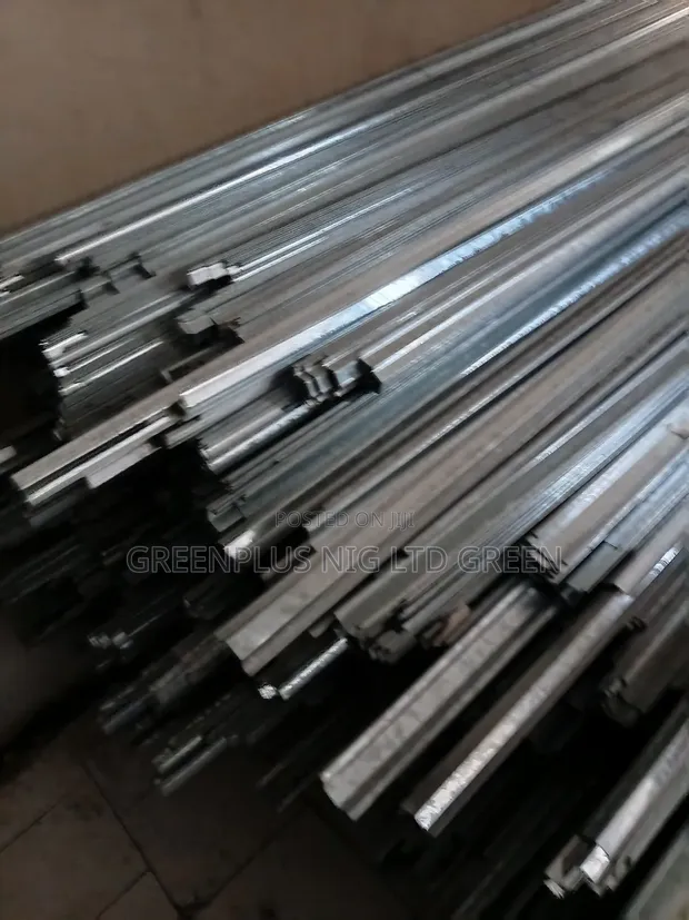 Galvanised Steel Omega Angle Bar Mai Shekaru 50 na Garanti - 1