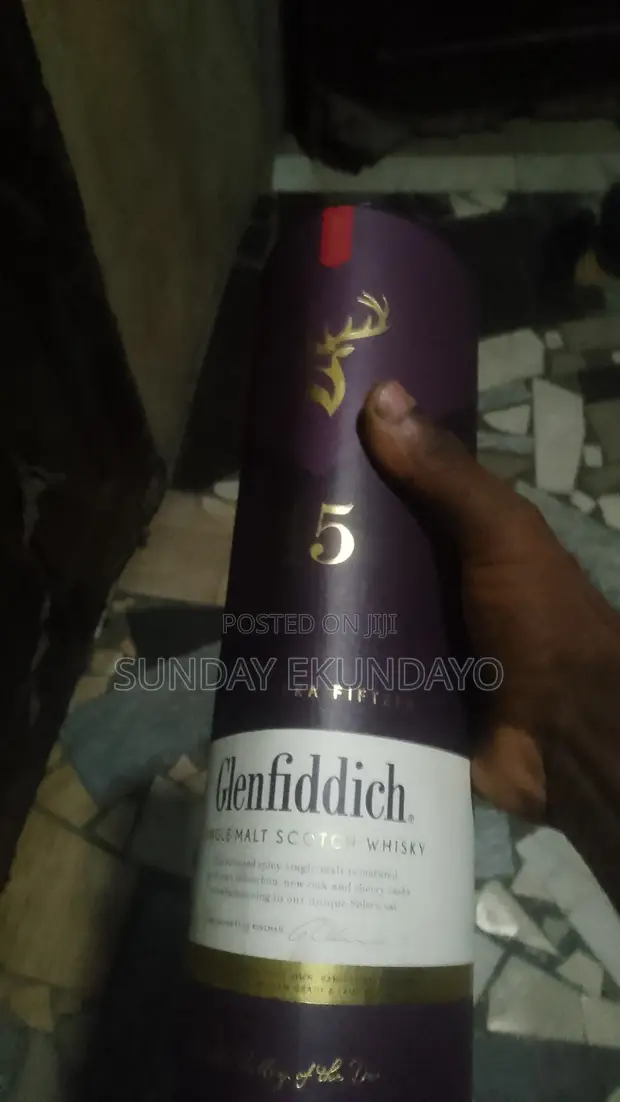 Glenfiddich 15 Yr & Jameson Black Barrel Whiskey - 1