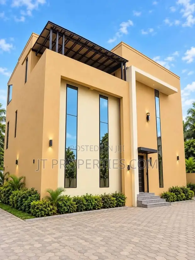 Gidan Alatu mai dakuna 5 da BQ a Villa Maitama, Abuja - 1