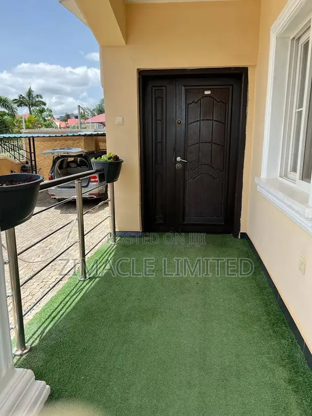 Luxury Shortlet Rooms in Suncity Estate, Abuja - 1