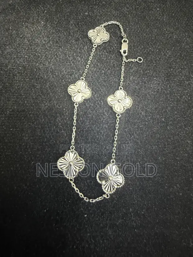 18K Farar Zinare Van Cleef Zane Hannun Kayan Kwalliya - 1
