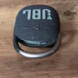 JBL Clip 4 Mai ɗaukar Hannu Mai Hana Ruwa Bluetooth Speaker (An yi amfani da shi a UK) - 1