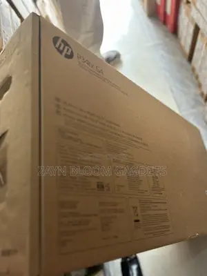 HP P34HC G4 Curve 34-inch WQHD Monitor