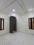 1 Bedroom Shared Apartment in Creek Villa Estate, Chevron for Rent - 2