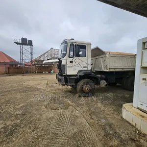 MAN Diesel Tipper Truck (10 Tayoyi)