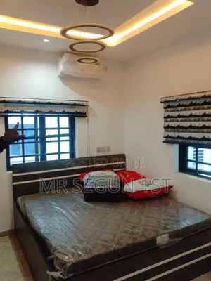 2-Bedroom Block of Flats da ake siyarwa a Snow Estate, Ring Road