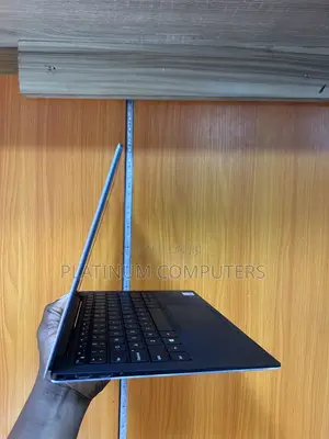 Dell XPS 13 7390 Laptop - Core i7, 16GB RAM, 512GB SSD