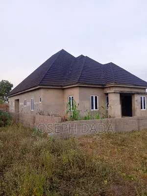 4 Bedroom Bungalow for Sale in Lokoja