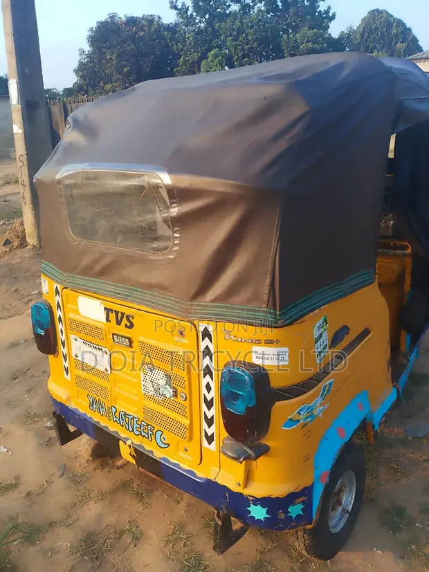 TVS King Deluxe Plus iTouch Start 2024 Yellow - 1