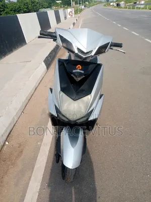 2025 Electric Scooter - 72V, 1000W Hub Motor