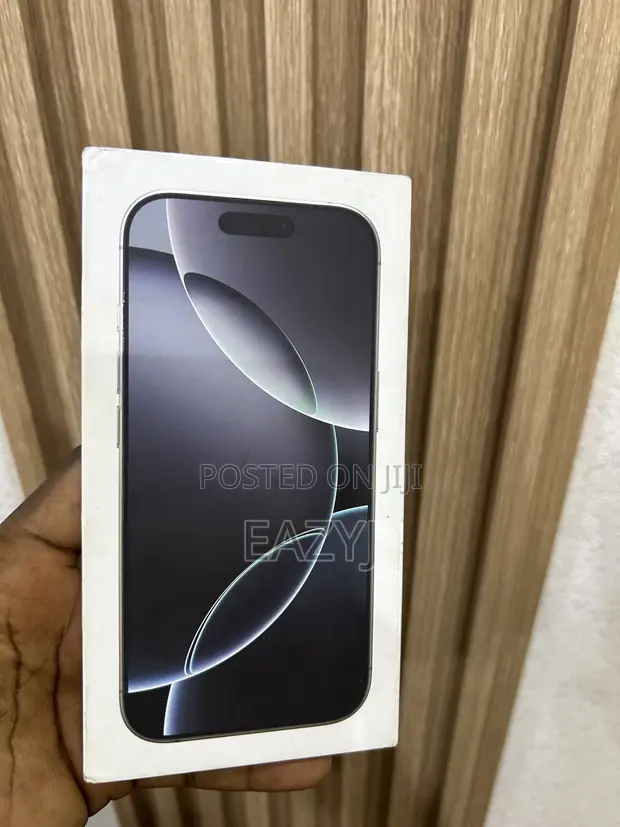 Apple iPhone 16 Pro 128GB White - 1