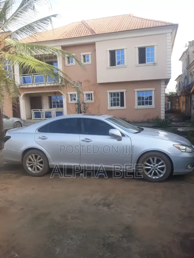3-Bedroom Block of Flats for Sale in Gloryland Estate, Iseri Olofin - 1