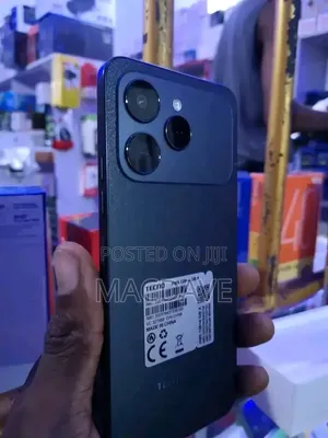 Tecno Spark 40 128GB Graphite