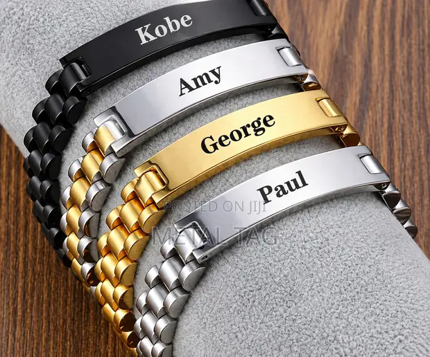 Custom Name Bracelet - Gold Stainless Steel Luxury Hand Chain - 1