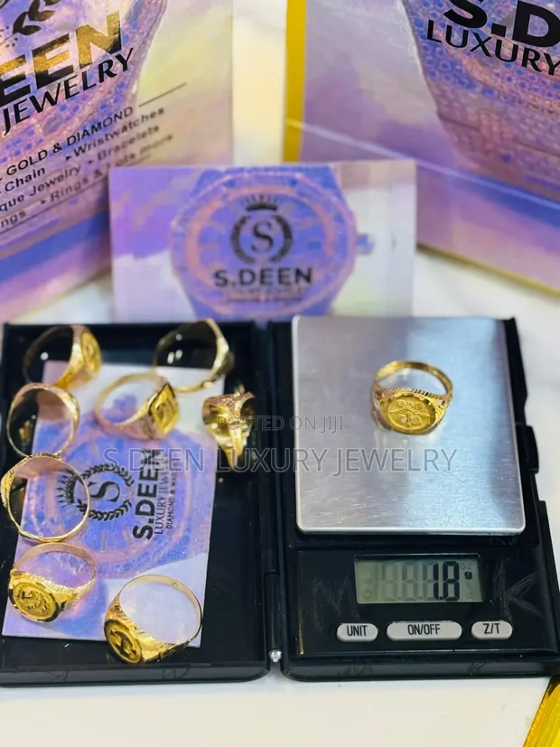 18 Karat Gold Ring - 1.8g - 1