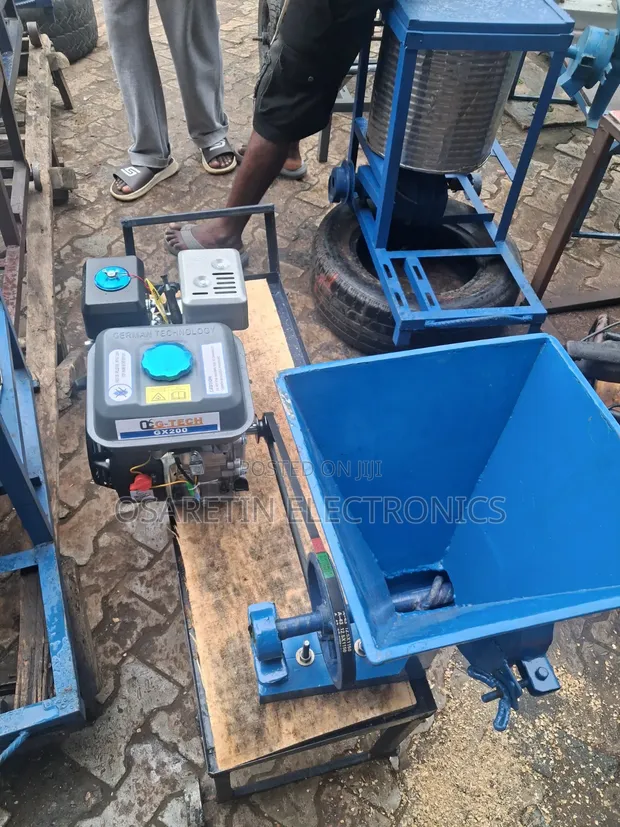 Brand New Single Bucket Grinding Machine (GX200 Engine) - 1