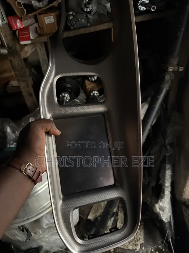 Dodge Charger/Challenger Screen (2011-2022) - 1