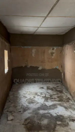 Shop for Rent at Old Garage, Osogbo