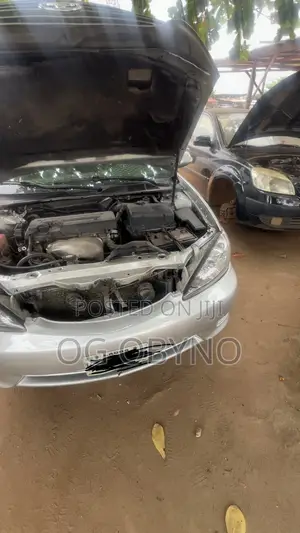 2005 Toyota Camry LE 2.4L Silver