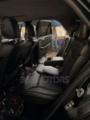 Mercedes-Benz M Class 2015 Black