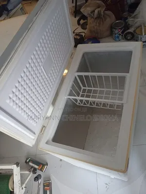 Amoi 132L Chest Freezer (Tokunbo)