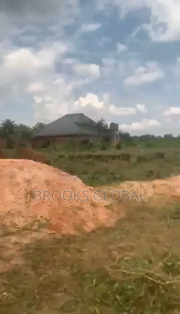 100x100ft Land for Sale at Second Power Line, Isiohor - 1