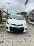 Toyota Corolla 2015 White - 2