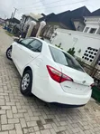Toyota Corolla 2015 White - 3