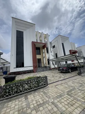 5-Bedroom Duplex in Private Property, Guzape District